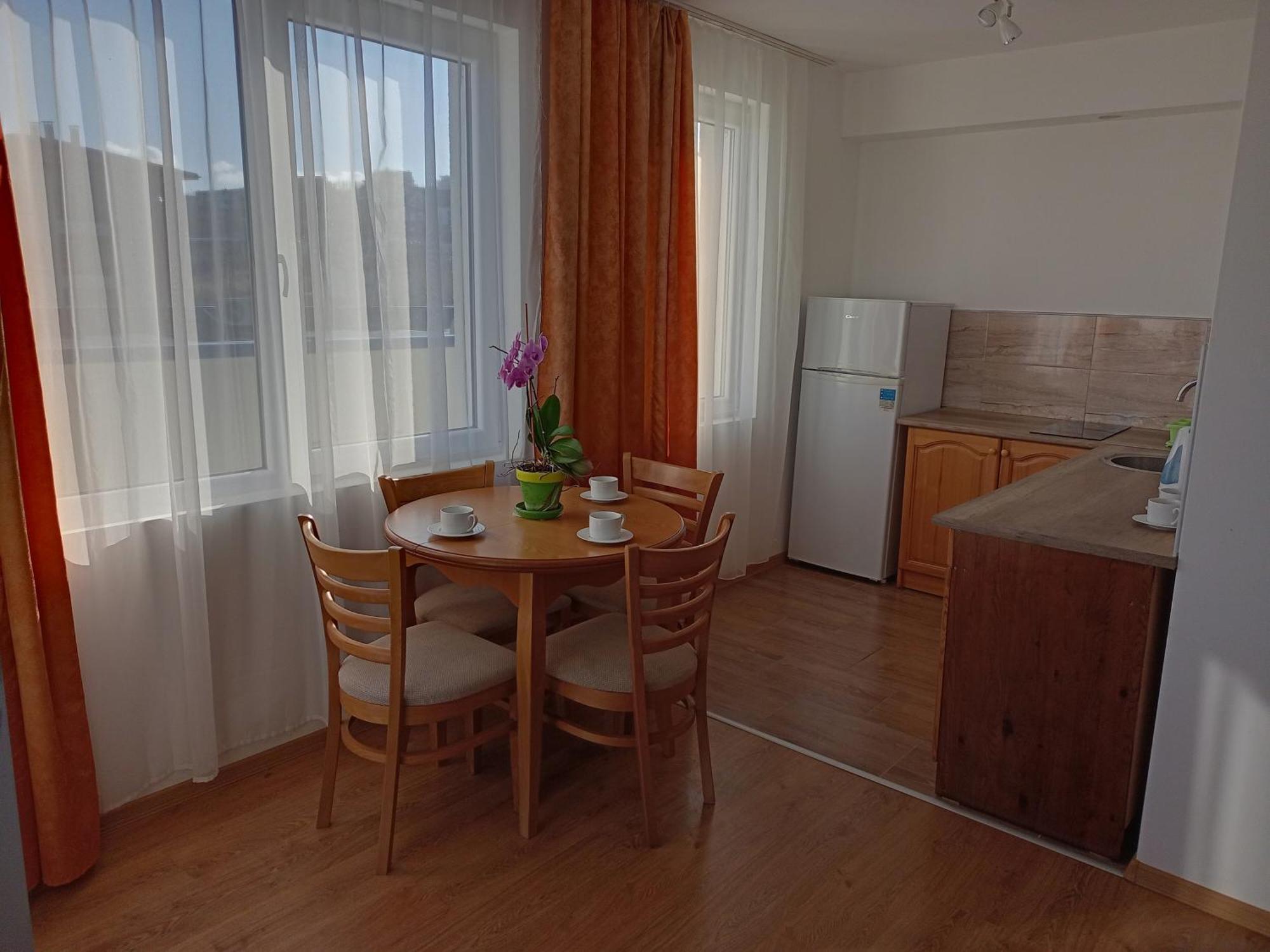 Byala Friendy Sea Apartaments Buitenkant foto